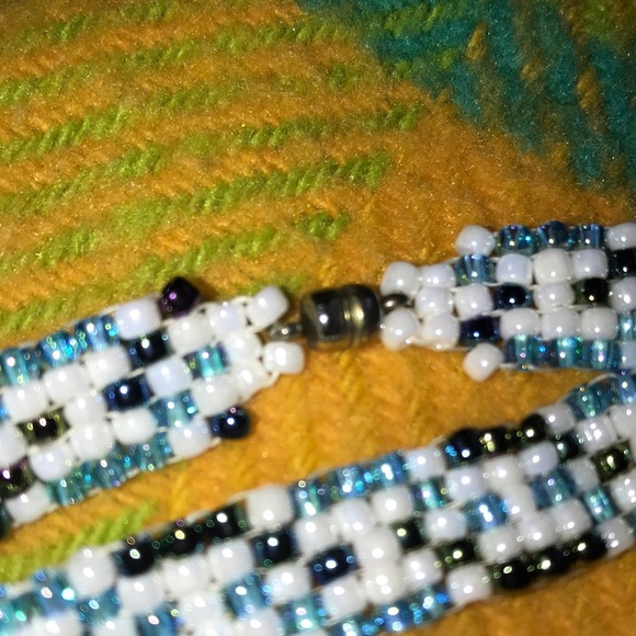 VINTAGE BEAD WORK BRACELET - Picture 4 of 6